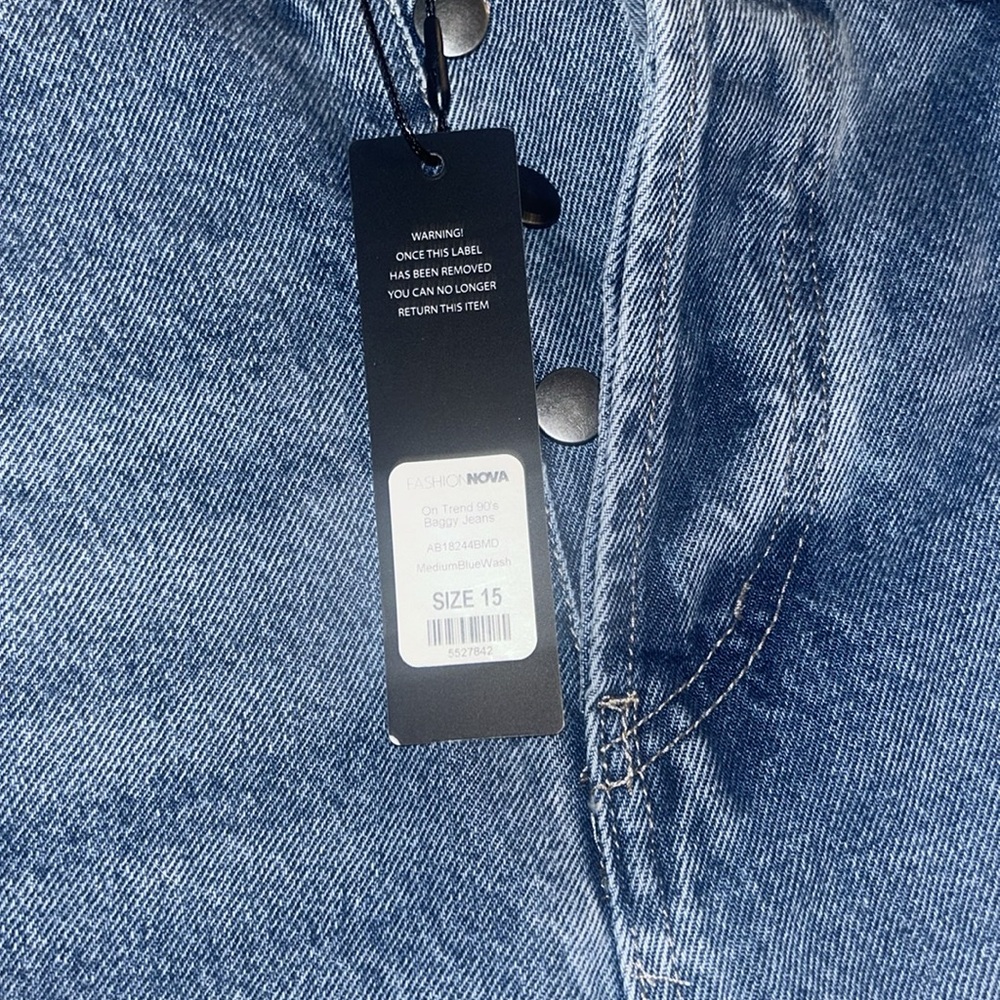 New with tags Fashion Nova Jeans - Picture 5 of 8